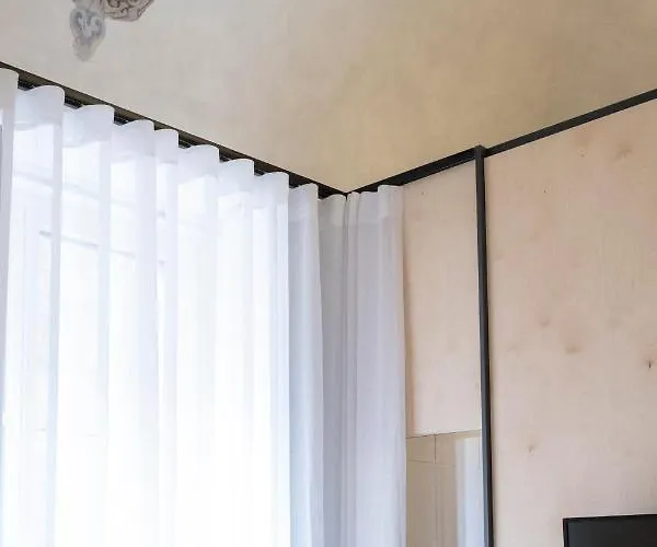 Frühstückspension Dome 4*