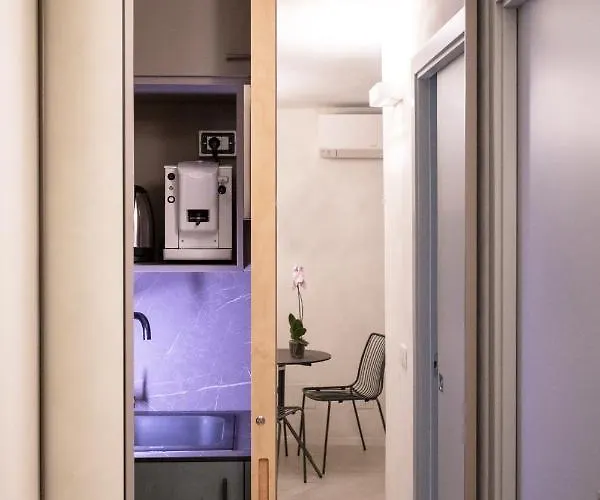 Dome Bed & Breakfast