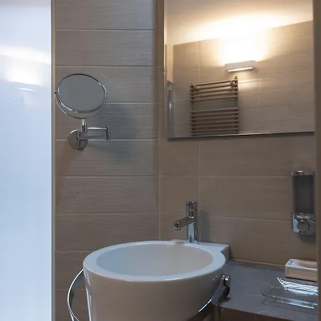 Dome Bed & Breakfast