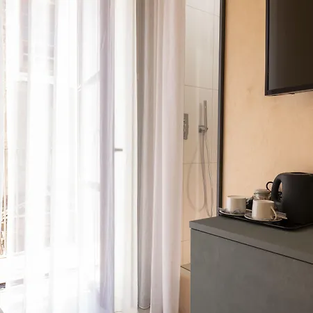 Dome Oda ve Kahvaltı 4*