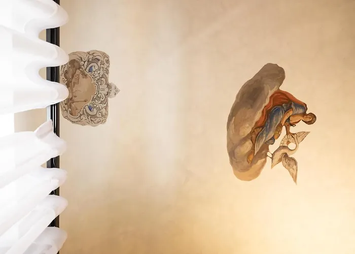 Dome Bed & Breakfast 4*