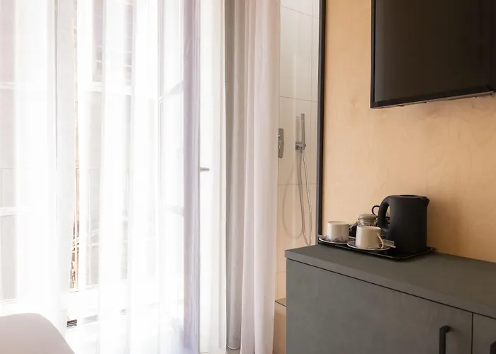 Dome Bed & Breakfast 4*